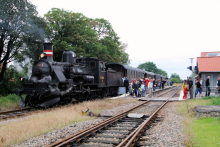 Veterantoget er ankommet til Høng fra Stenlille. 13. juli 2011. Foto: Preben Madsen