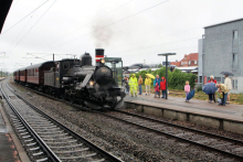 Veterantoget kører også i regnvejr 30. juni 2011. Foto: Preben Madsen