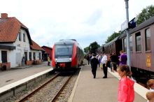 Stenlille station. Under krydsning af tog skal der passes ekstra på m.h.t. børn. 5-8-2012